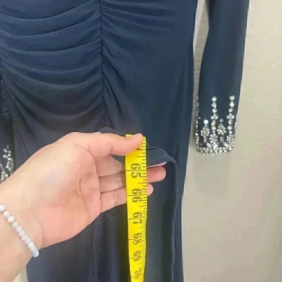 Mac Duggal Maxi Long Gown 4 Navy Beaded Off Shoulder Faux Wrap Wedding Gala - Picture 12 of 16